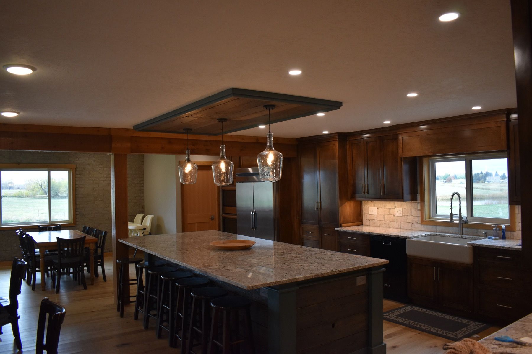 Commercial kitchen for group catering or self-catering
