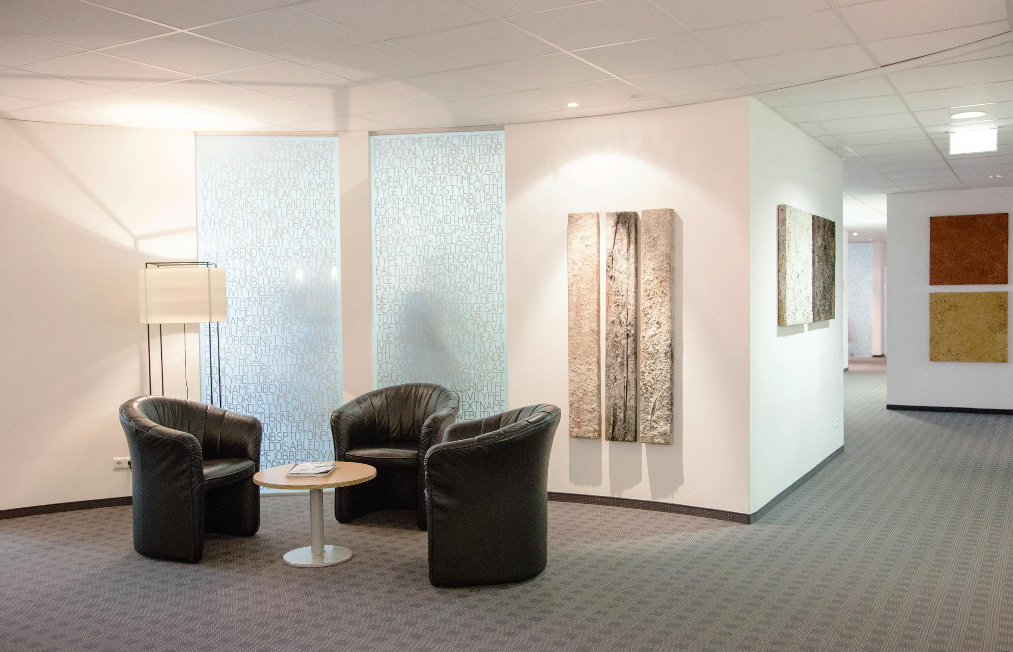 Office cleaned professionally in North Vancouver