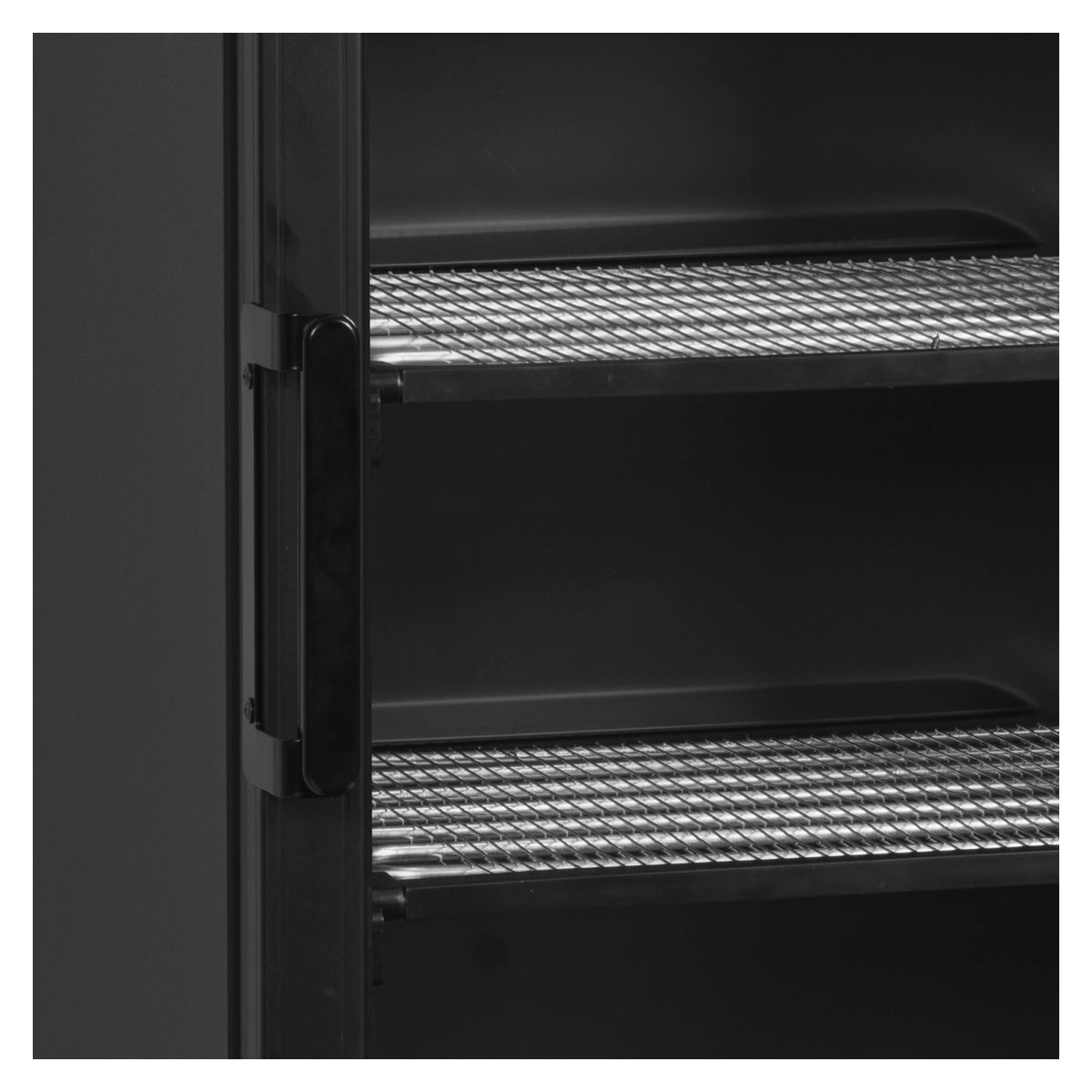 Sügavkülmkapp UFSC371GCP Black