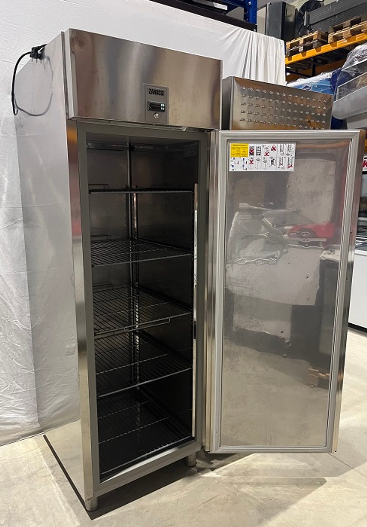 Sügavkülmkapp Zanussi REX71FF, kasutatud – tootefoto 2