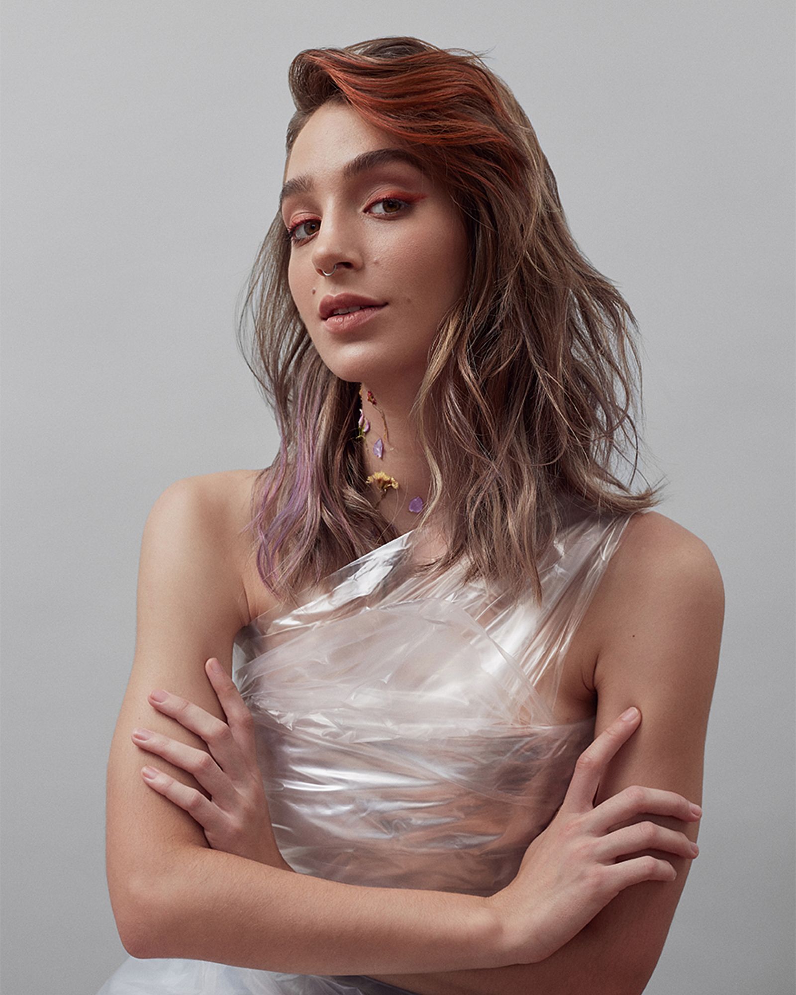 She Manuela Irigiyen for Gastón Garrido peluquería, makeup Amapola Vera, Retouch Matías Ferrando Trenchi, Art direction Emilia Toyos