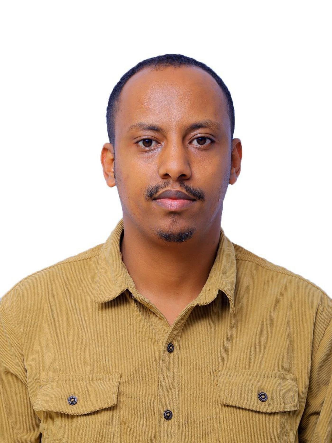 BInyam Minybel