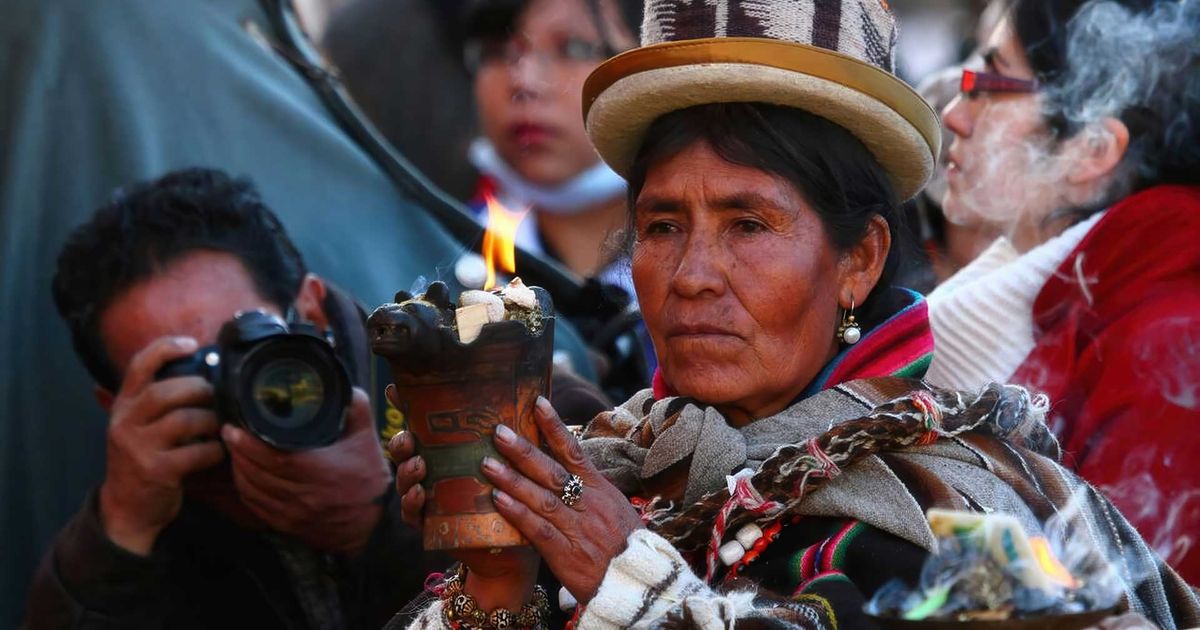 Learning When Not to Shoot Ritual Moments