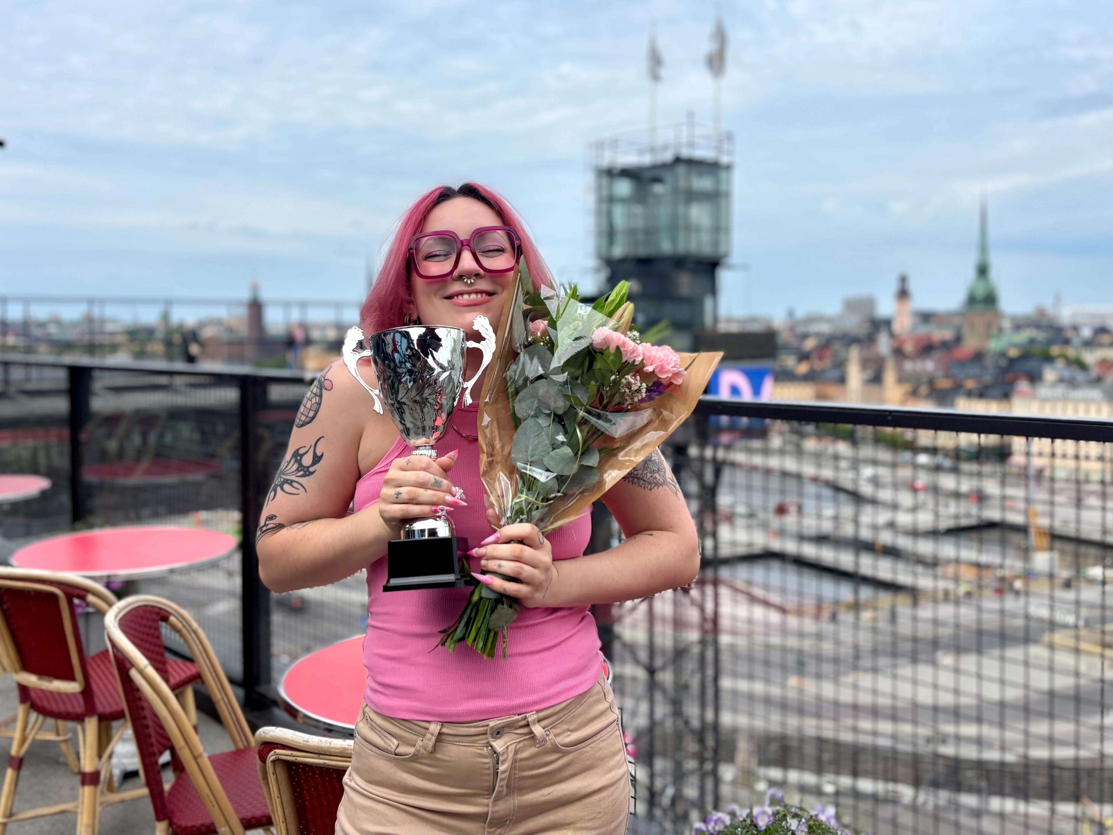 Fiona på arbetsplatsen Café Klotet