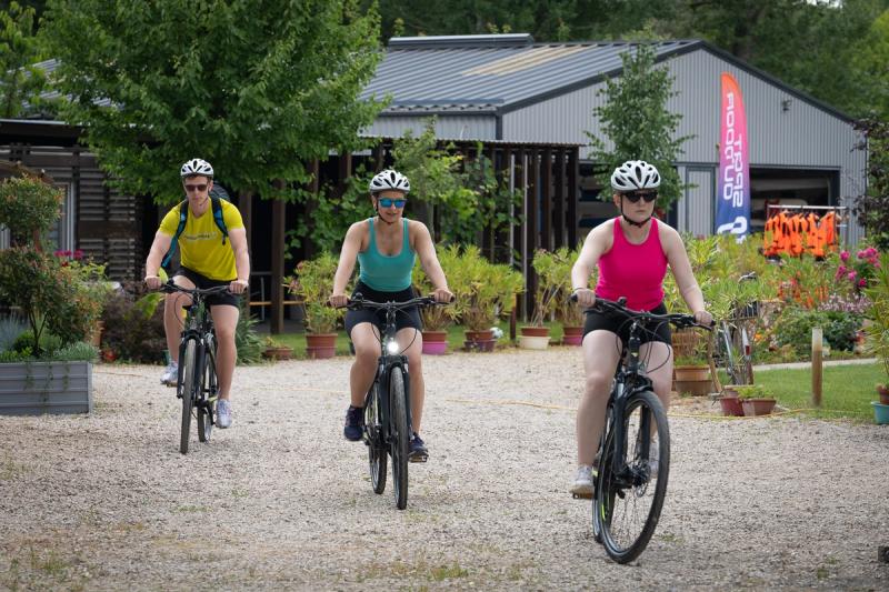 🚲 Fedezd fel Baját két keréken – kerékpárbérlés a Kajak–Kenu Pontonon!