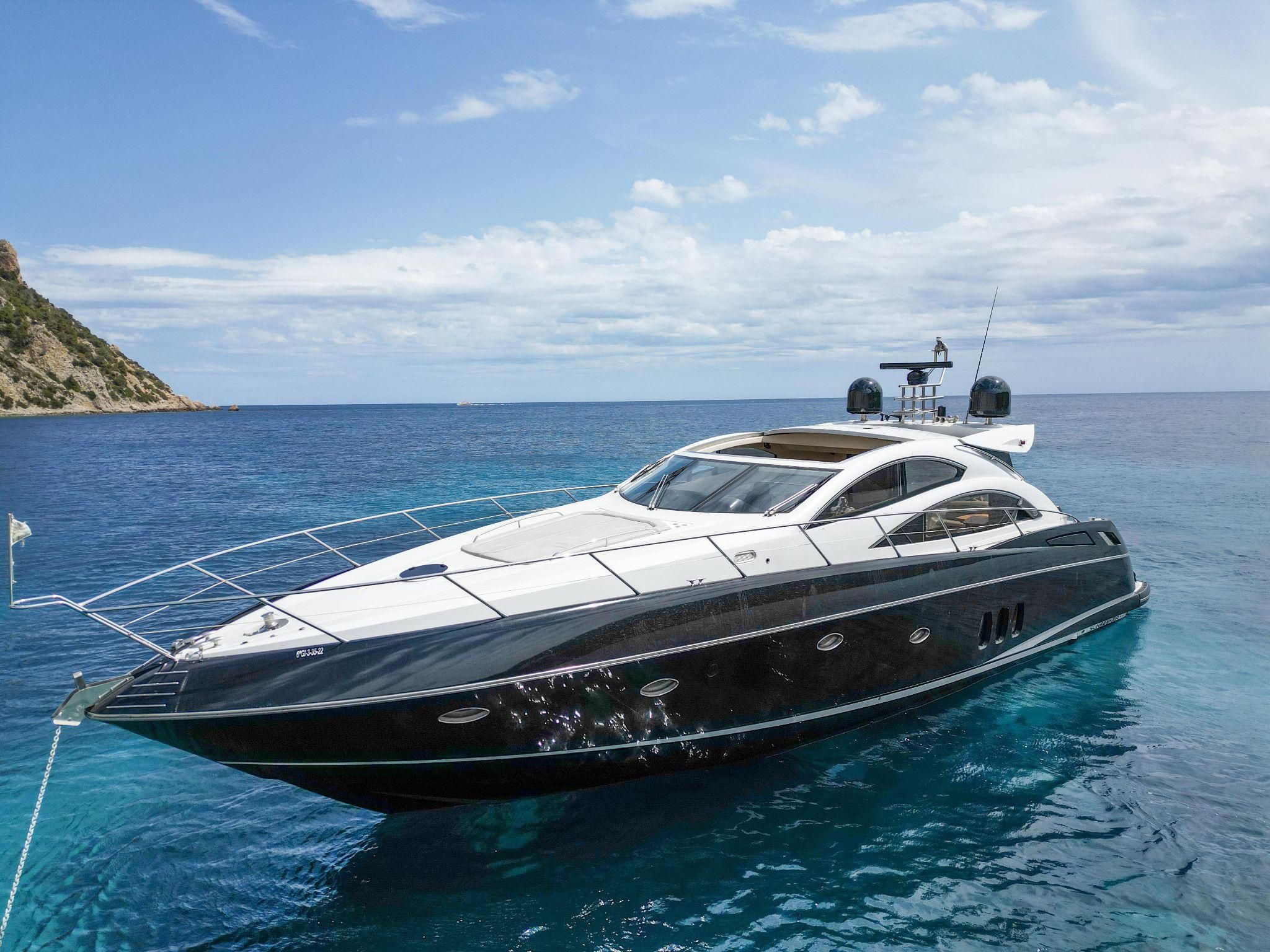 Embarcación SUNSEEKER PREDATOR 62