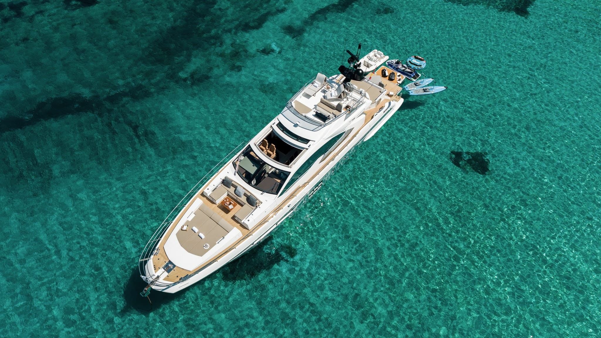 Embarcación AZIMUT 77S