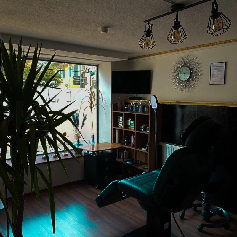 Studio 3 von 9