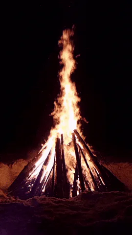 Animated reaction: Motion bonfire