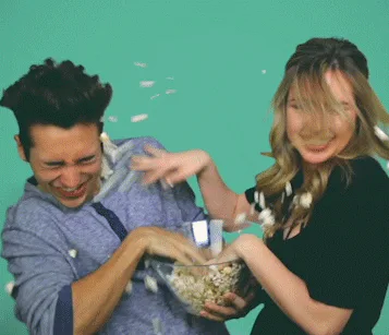 Animated reaction: accompanying: 👉🏻 What is popcorning and why and how can we