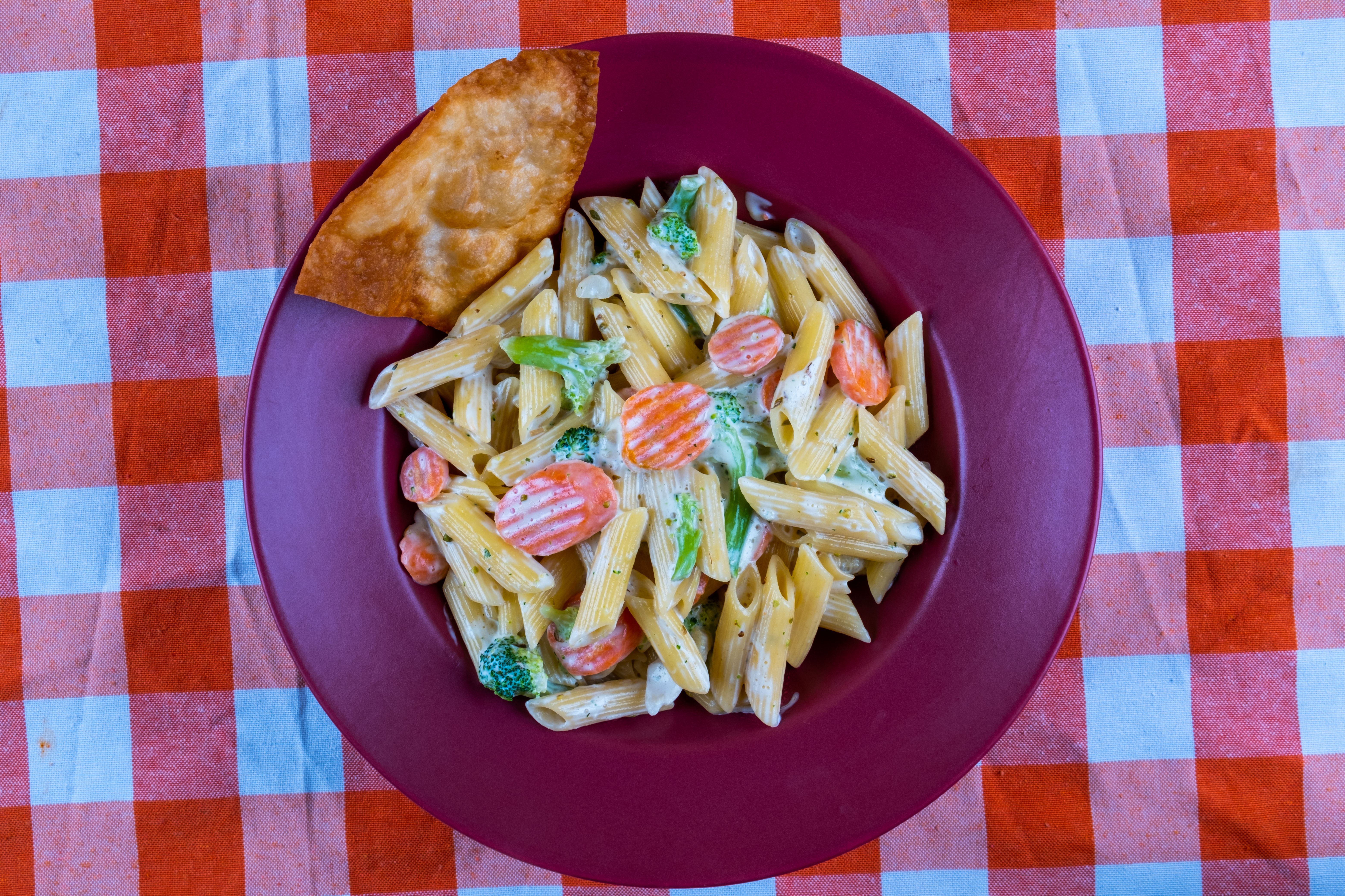 Sebzeli Kremalı Penne