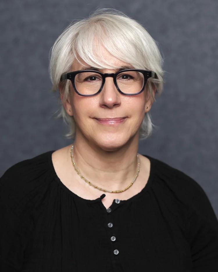 Portrait of Lynn Vogelstein