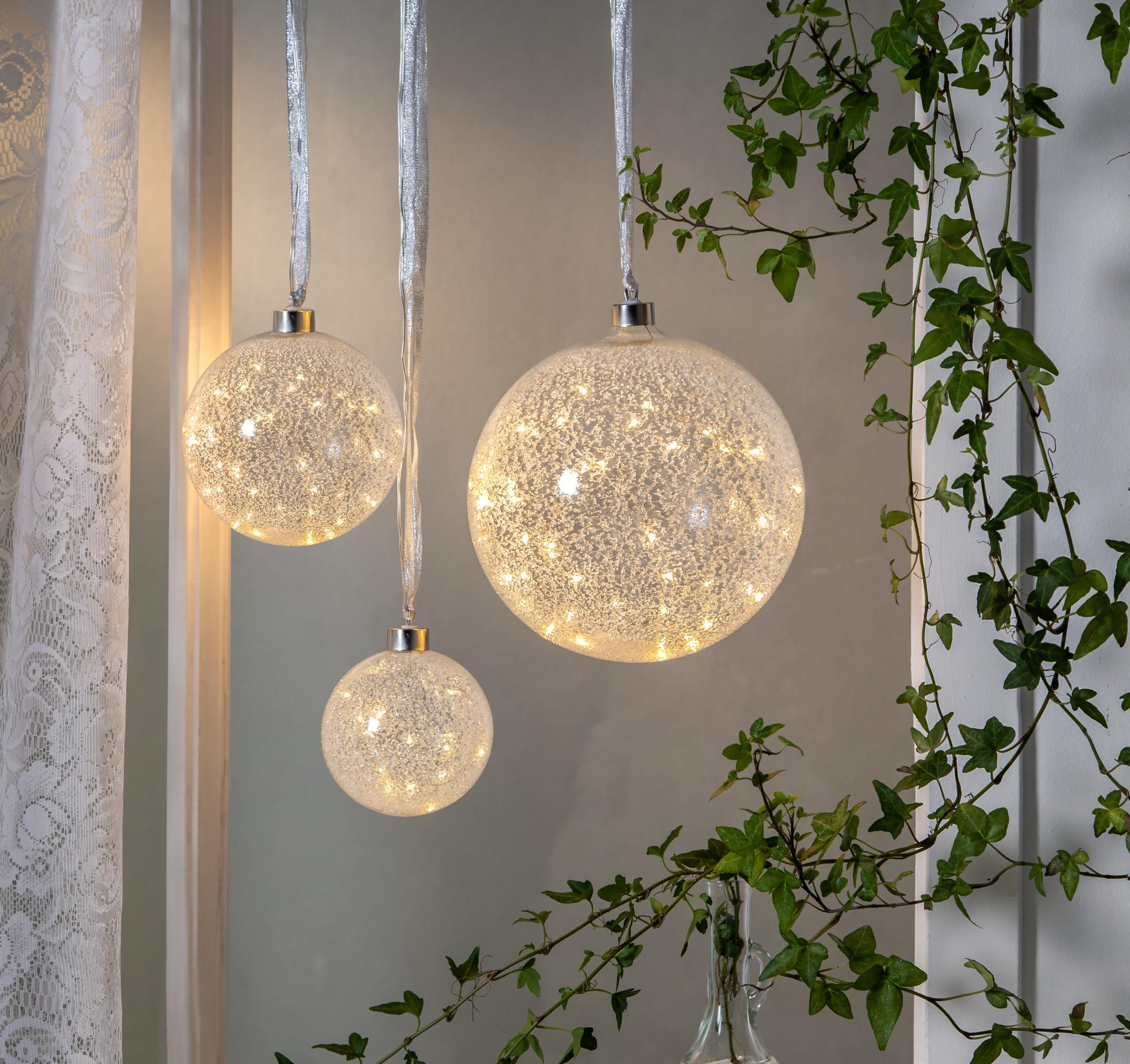 joulukoristeet jouluvalot joulupallo