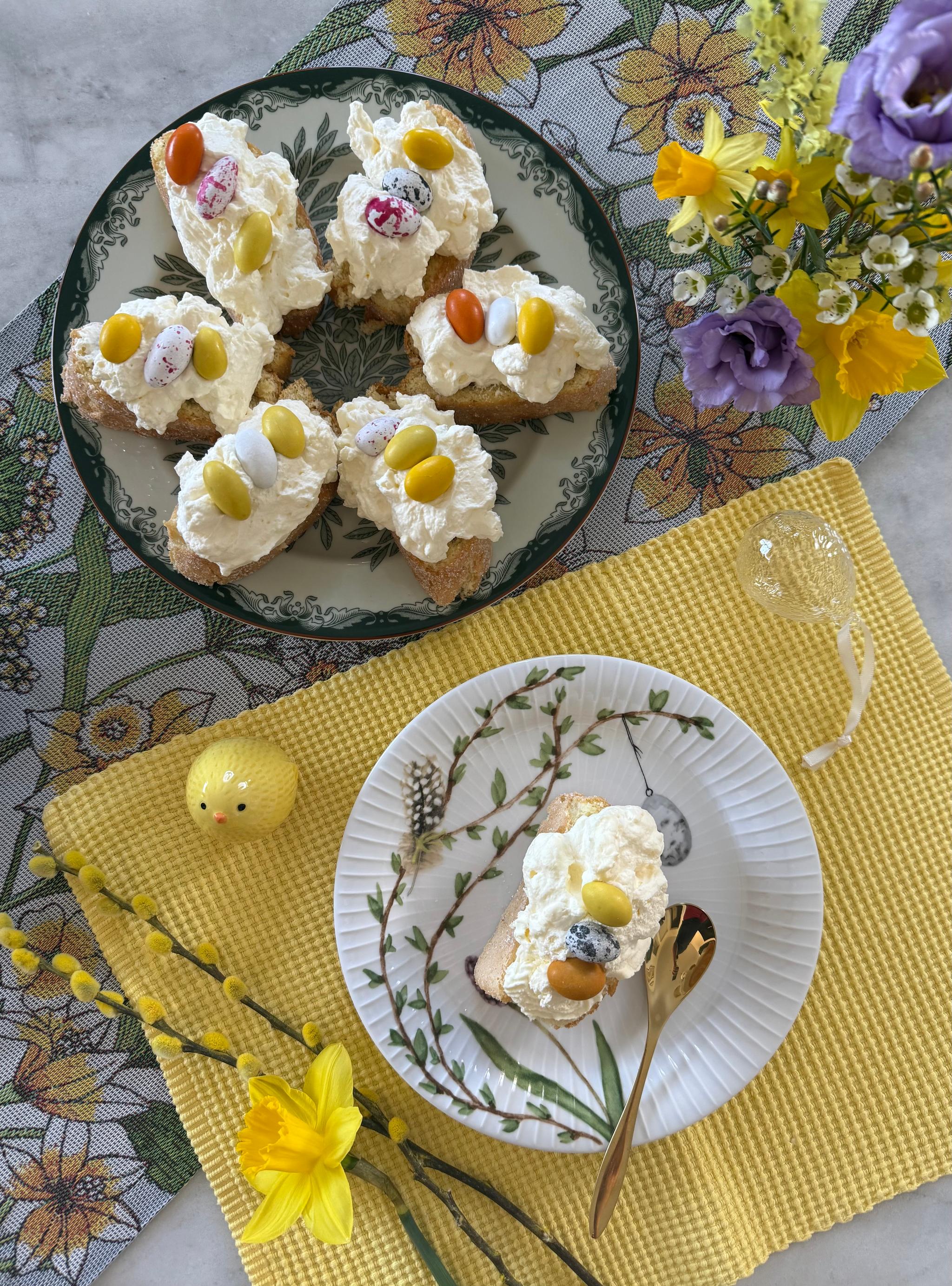 Rullekake med påskeegg