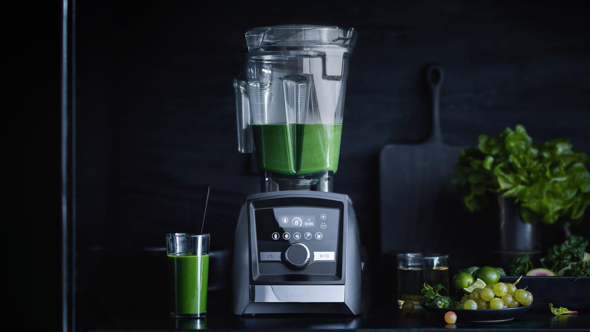 Vitamix mixer med grön smoothie 