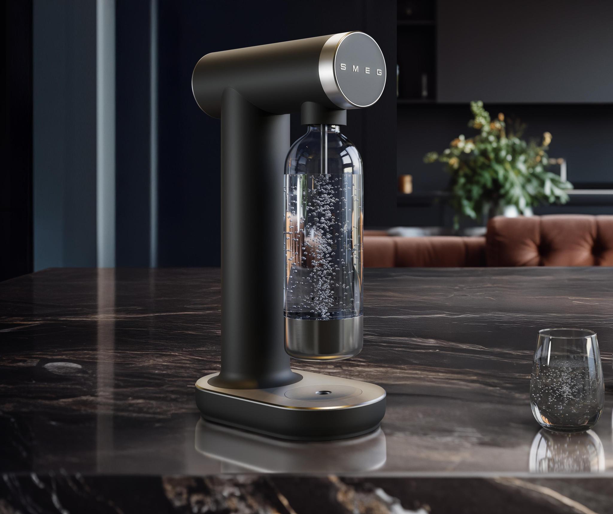 Smeg kullsyremaskin svart