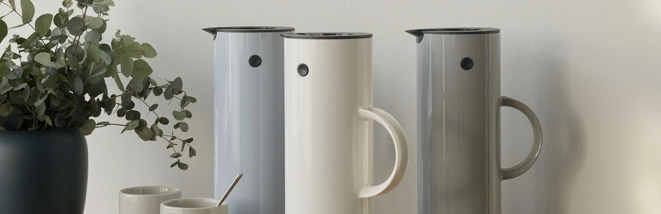 Stelton termoskannu EM77 valkoinen harmaa ja sininen kahvitauko