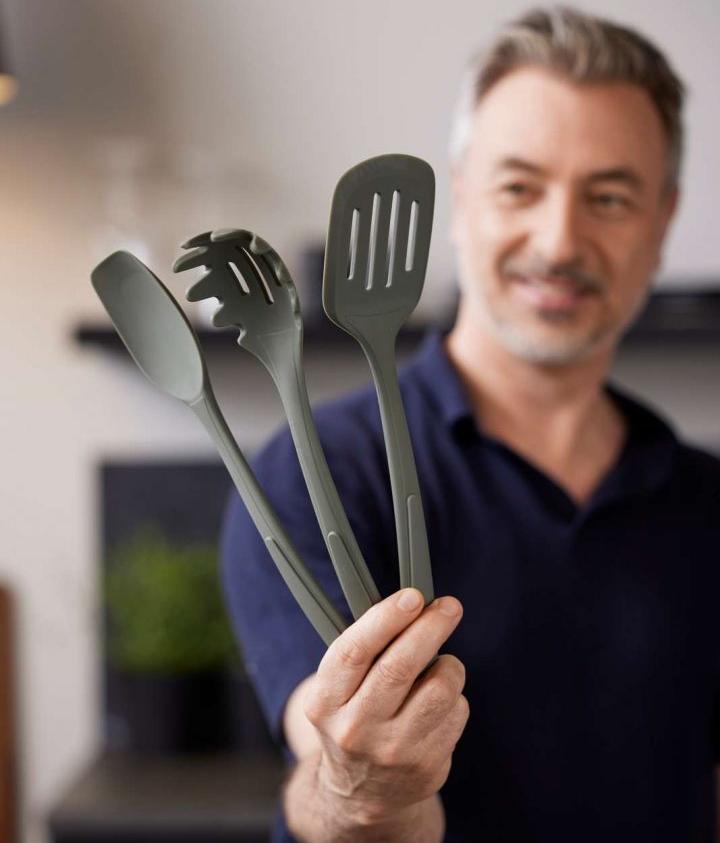 By Tareq Taylor keittiövälineet paistolasta kauha