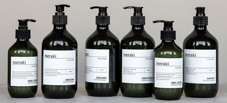 Rengöringsartiklar Meraki tvålpumpar på rad