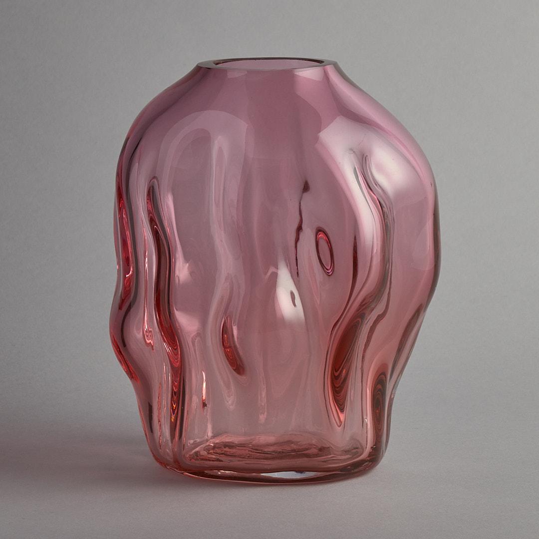 Rosa munblåst vas