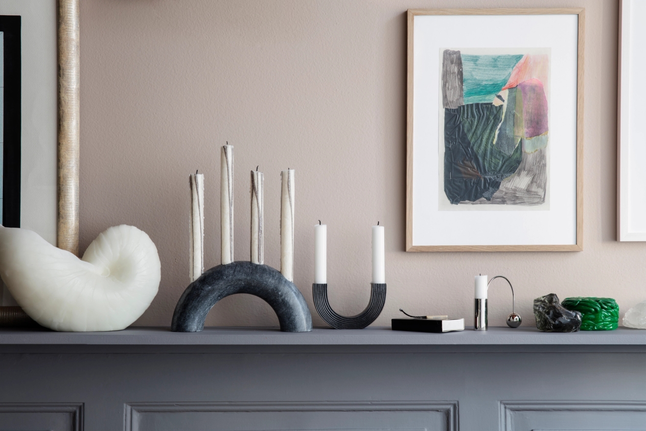 Kandelaber ferm living böjd form i grå