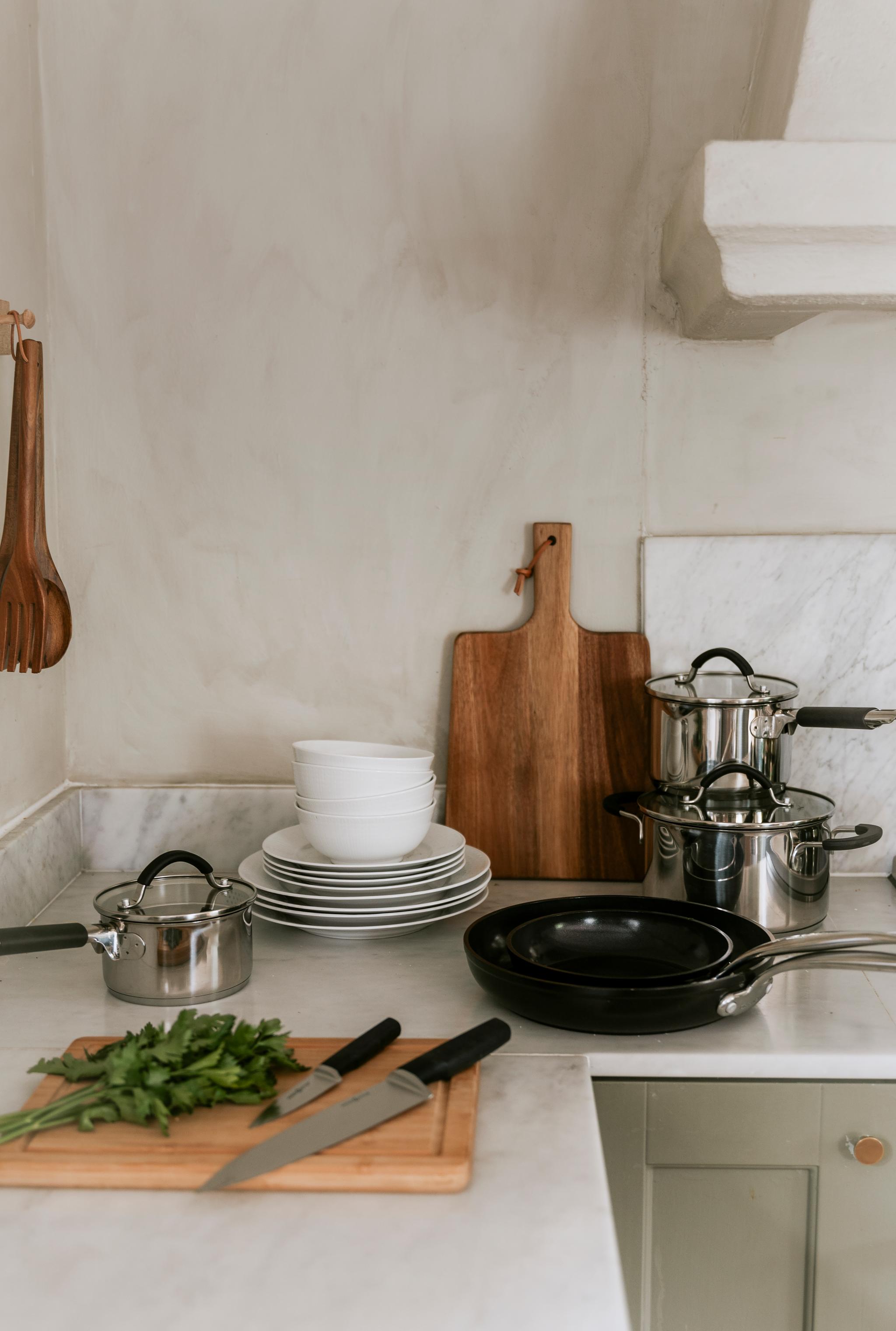 Omilleen muutto - Näin varustat ensimmäisen keittiösi