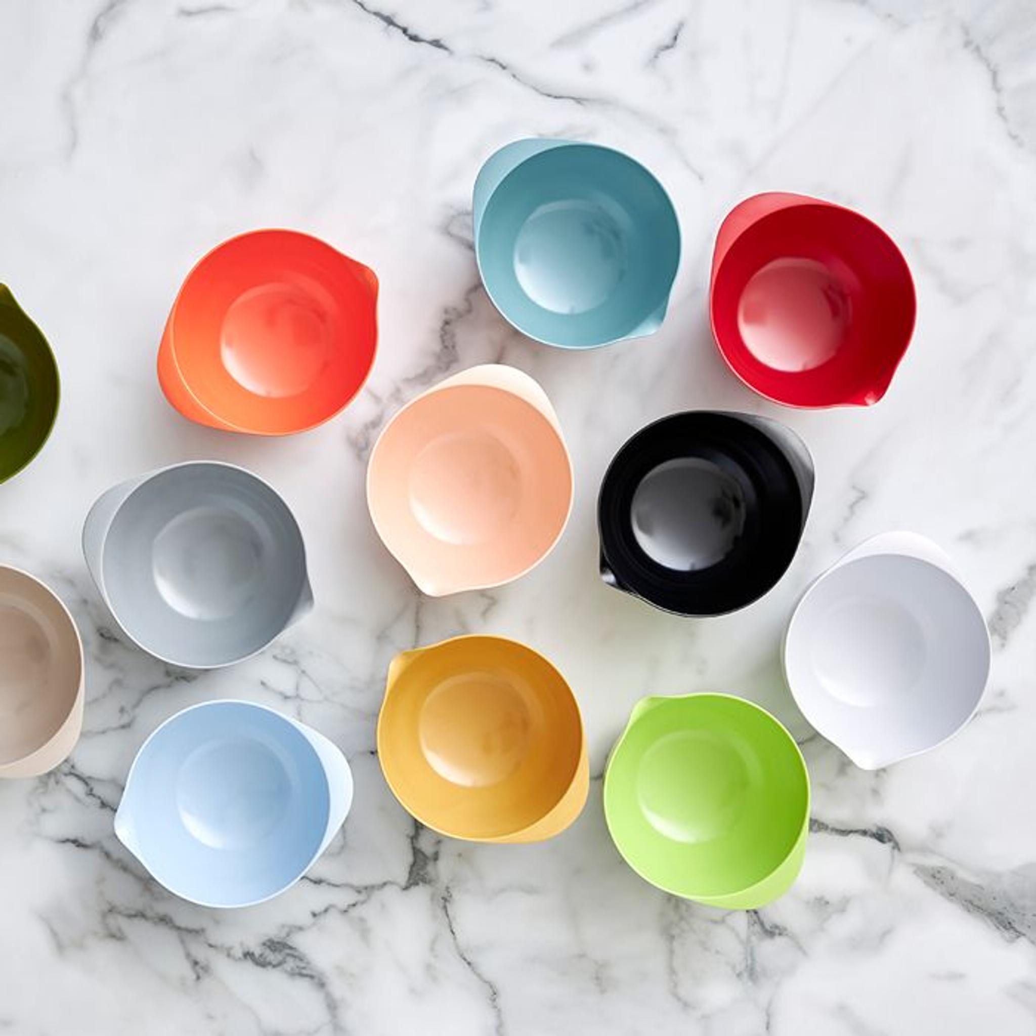 Rosti margrethe bakeboller i forskjellige farger