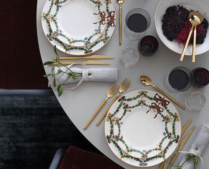 Royal Copenhagen juleservise Star Fluted Christmas