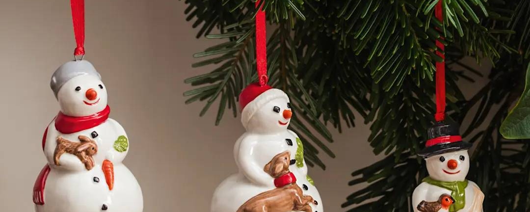 Villeroy & boch joulukoristeet - lumiukot riippukoristeet kuusen oksalla