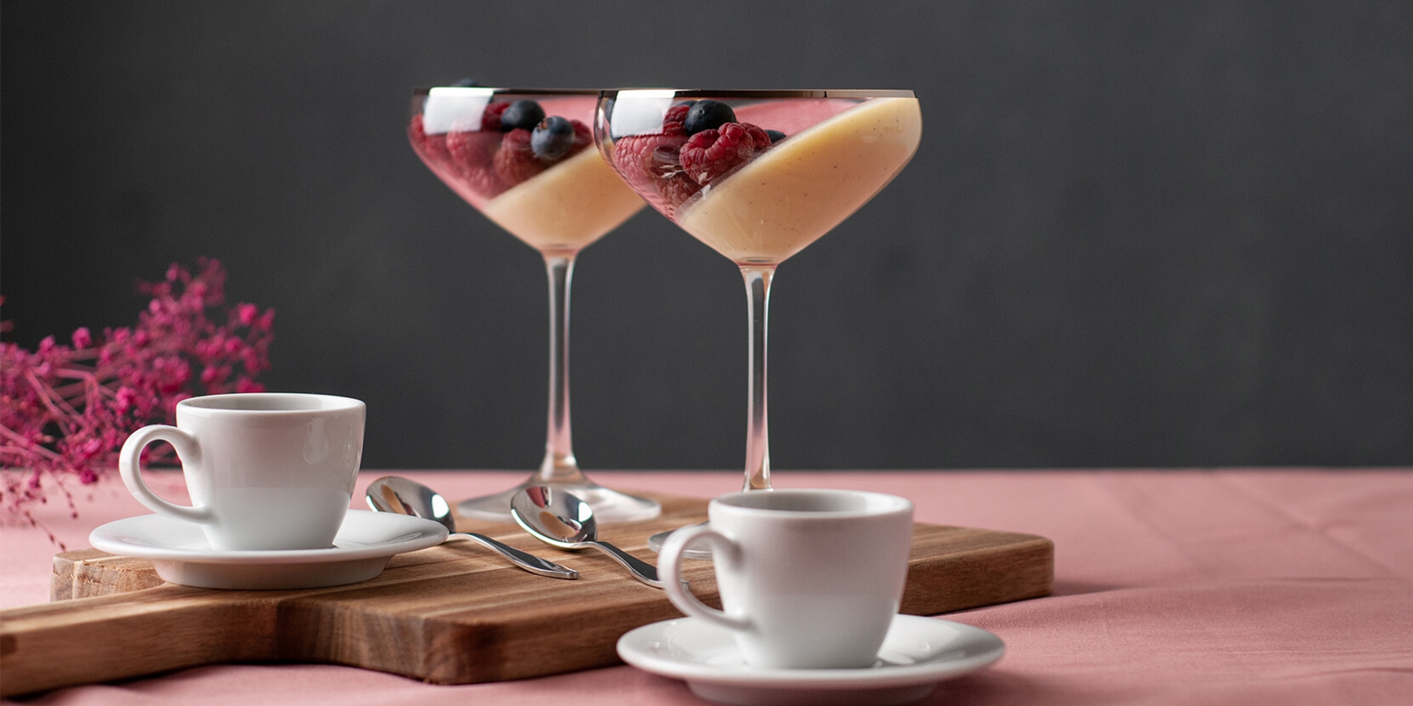 Bjud på pannacotta till Alla Hjärtans dag