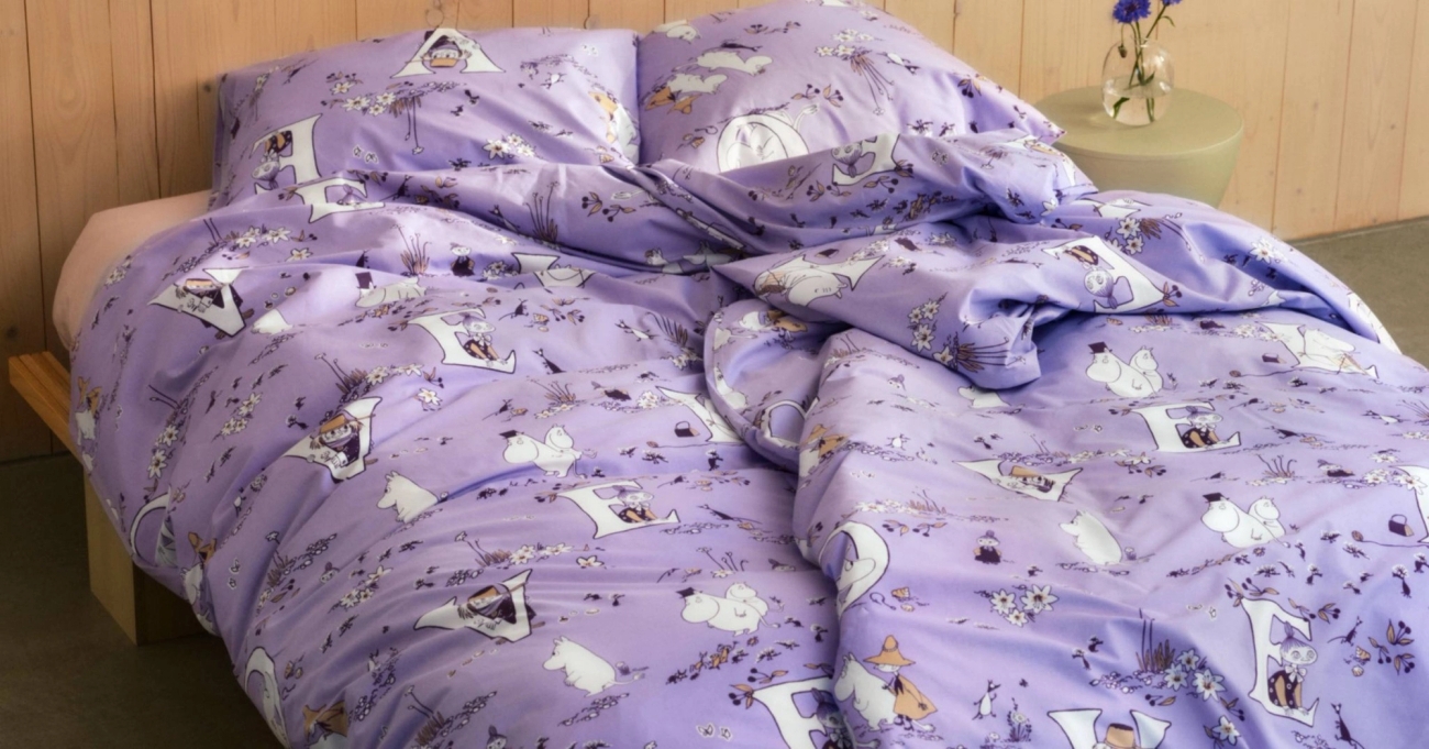 Mumin sängkläder lila påslakan och kuddfodral