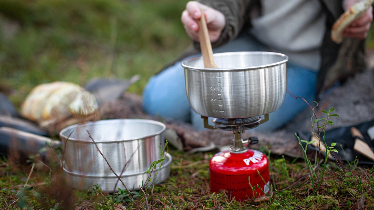 Friluftskök ute i skogen