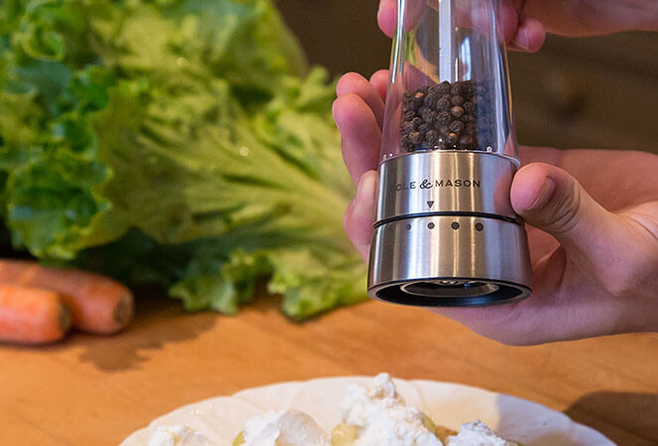 Pippurimyllyt - Tyylikäs läpinäkyvä pippurimylly, josta näet pippurit. 