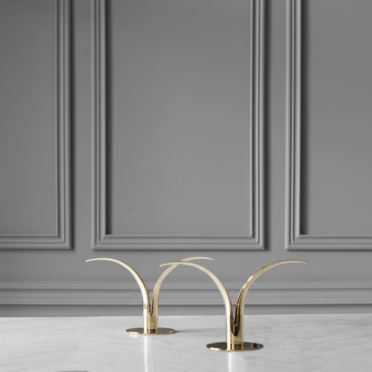 Mässingsljusstakar från Skultuna i olika storlekar