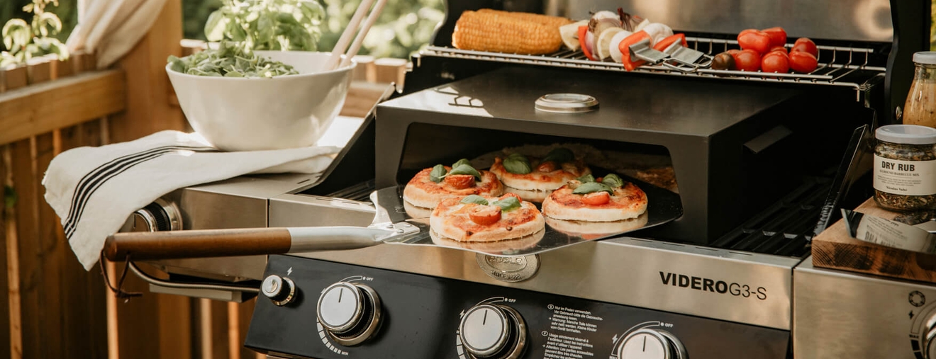 Släng upp pizzan på grillen!