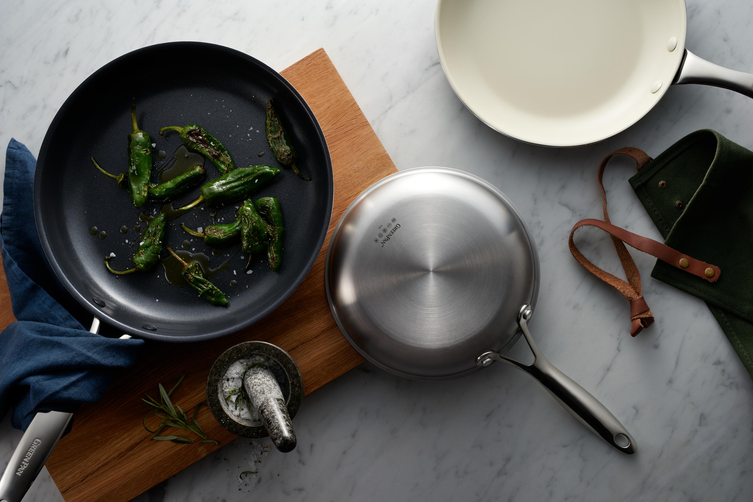 Non-stick stekpanna Få jämn stekyta som inte bränner fast