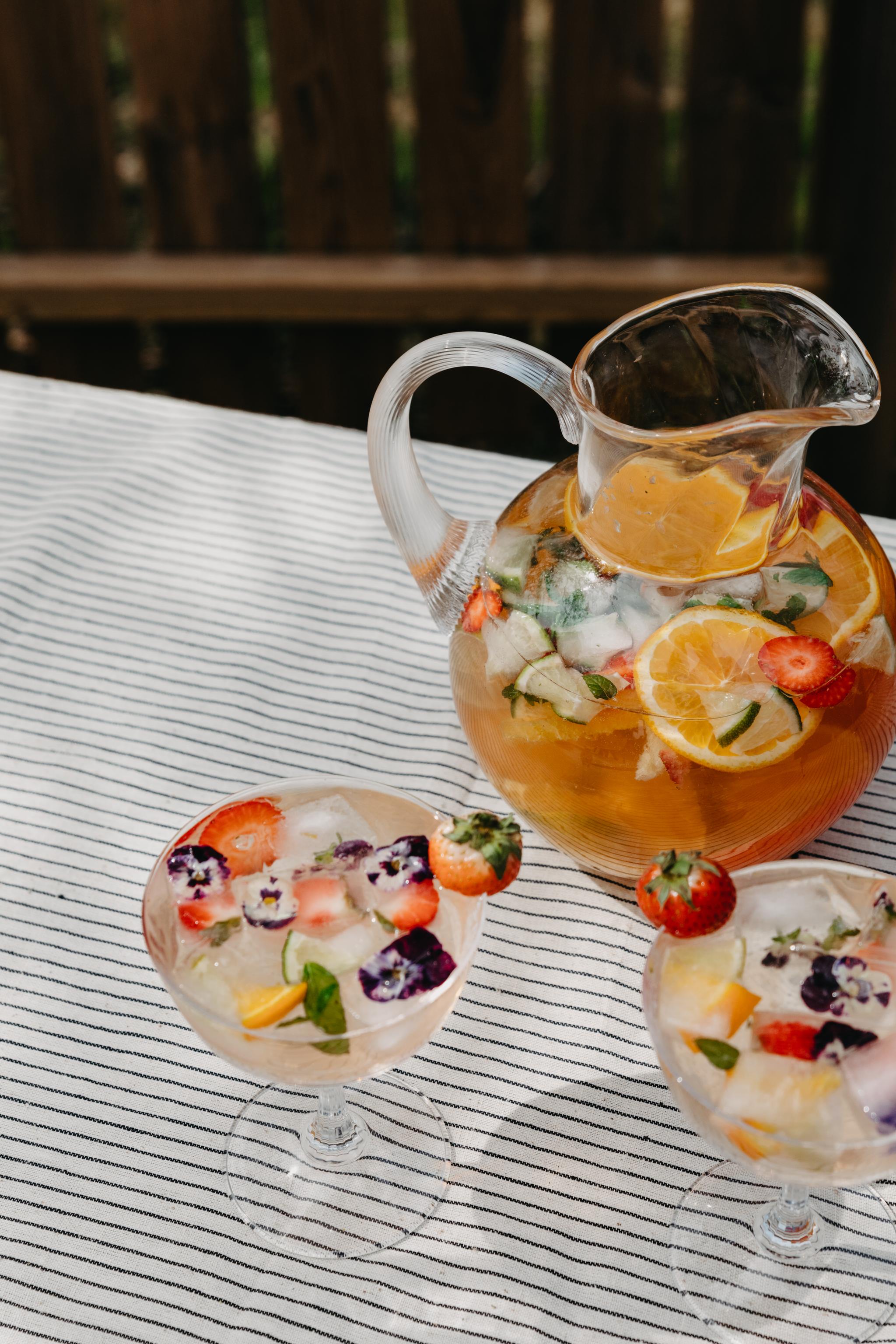 Musserende rosé-sangria