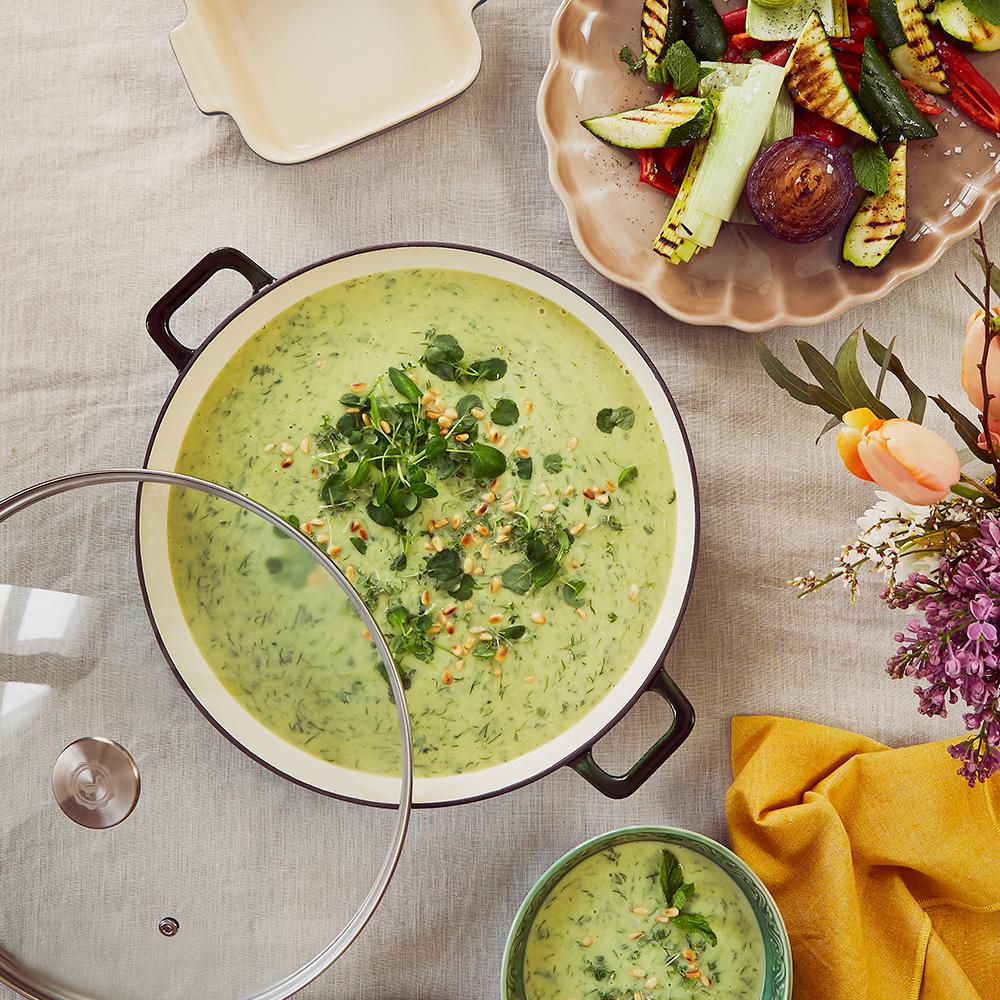 anders petter kattila musta pata keittoastiat uunivuoka ruoanlaitto keitto