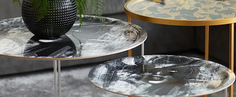 Bord brickbord tre stycken från Gynning Design looking for you 