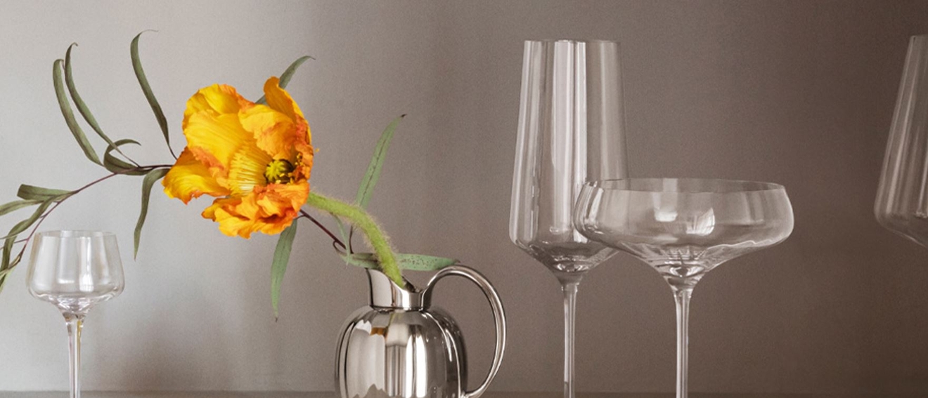 Champagneglass Georg Jensen kanne med blomst i