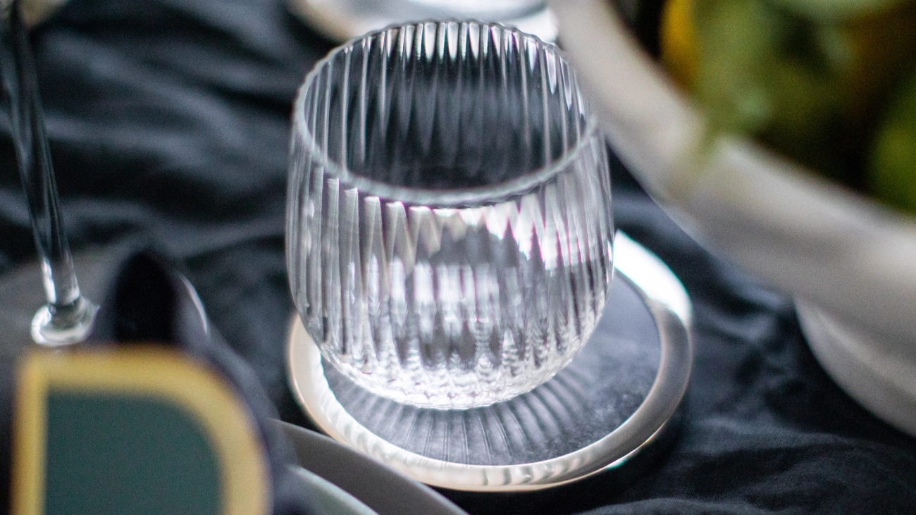 Glasunderlägg i silver