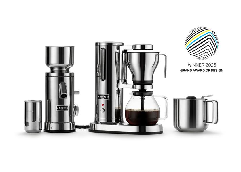 Kaffekvarn, kaffebryggare och termoskanna från Aarke
