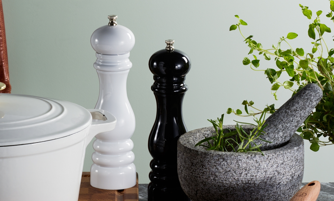 Suolamyllyt - Tyylikäs suolamylly pippurimyllyn ja morttelin kanssa