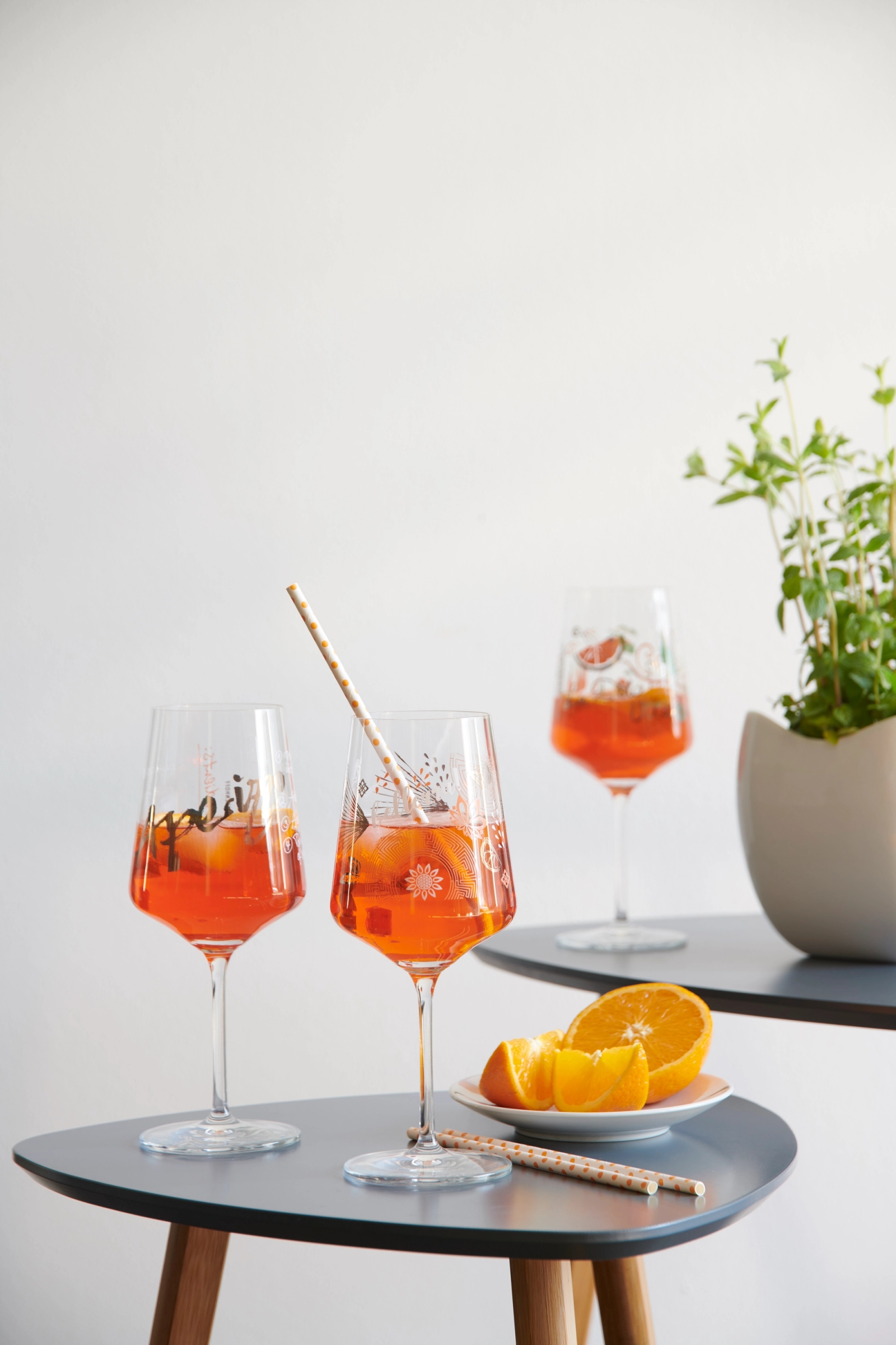 Ritzenhoff vinglas fyllda med orange drink