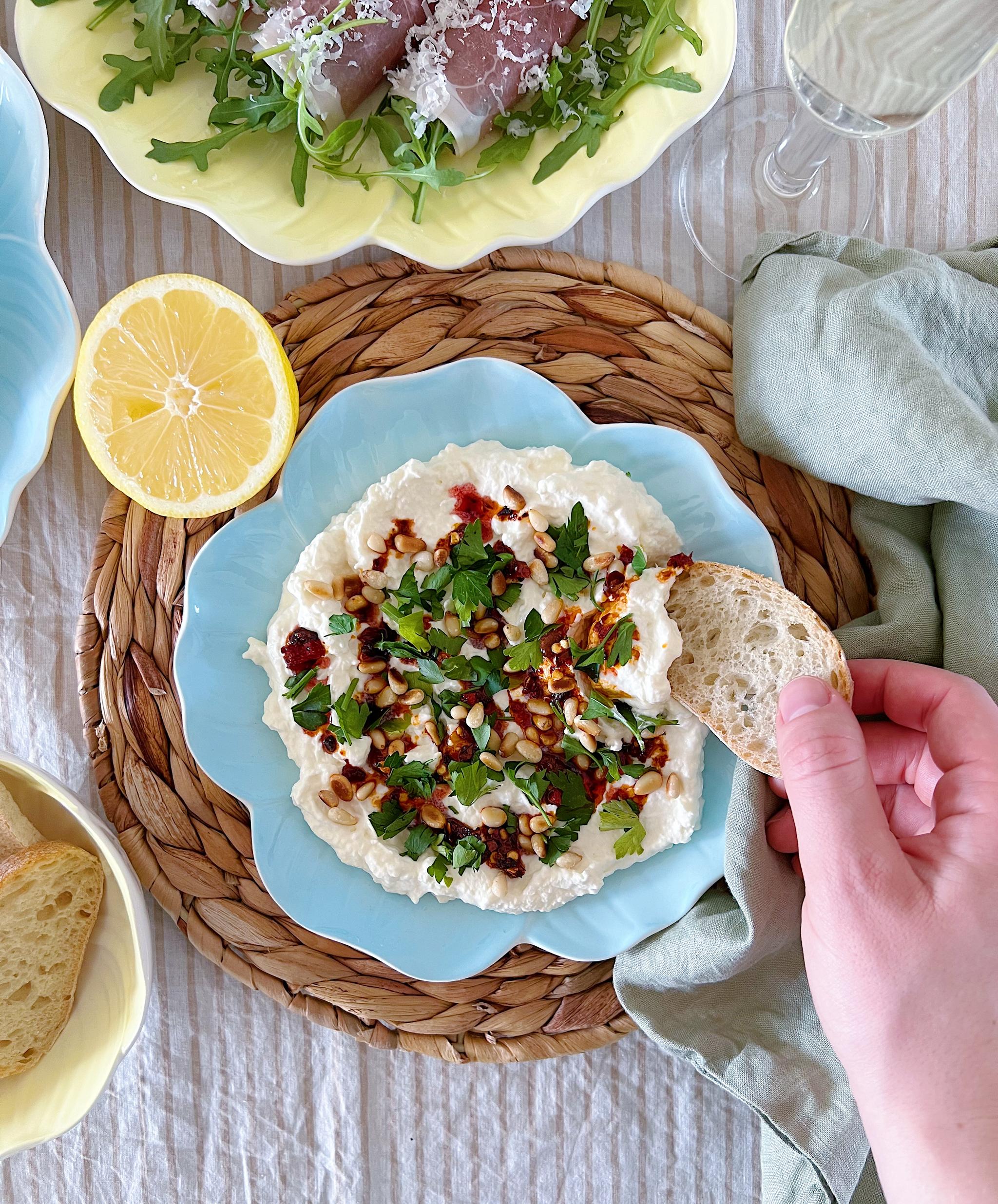 Vispet mozzarella-dipp