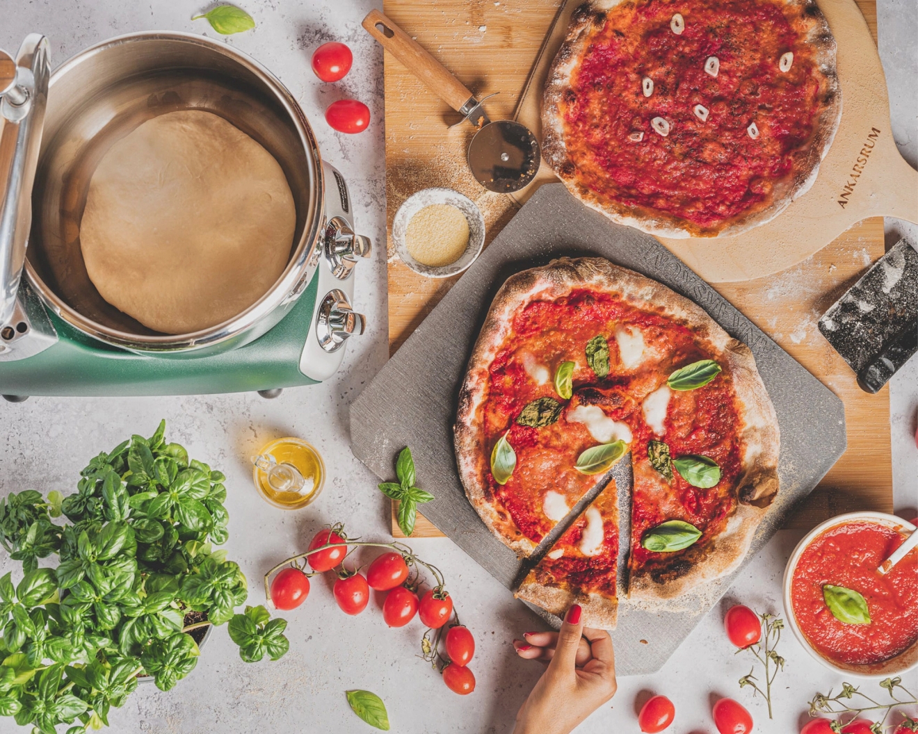 Nygräddad pizza på gourmetstål
