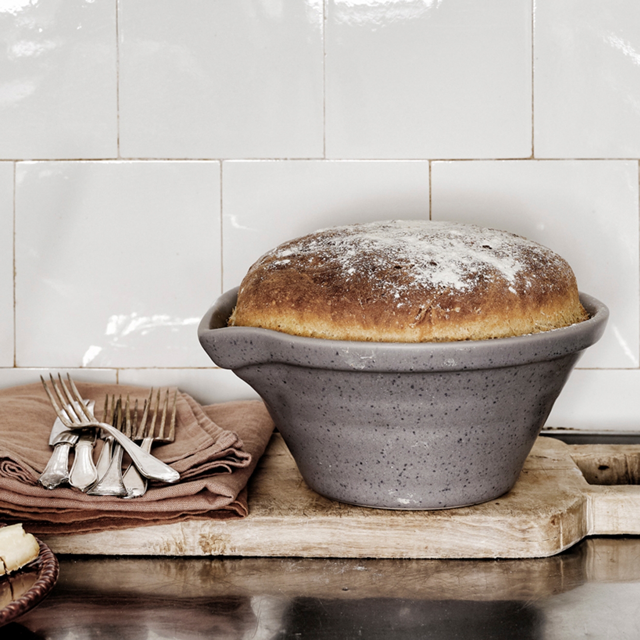 Spillkum med nygräddat bröd i 