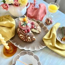 Charlotte Royale - morotspåsktårta fylld med citroncheesecake