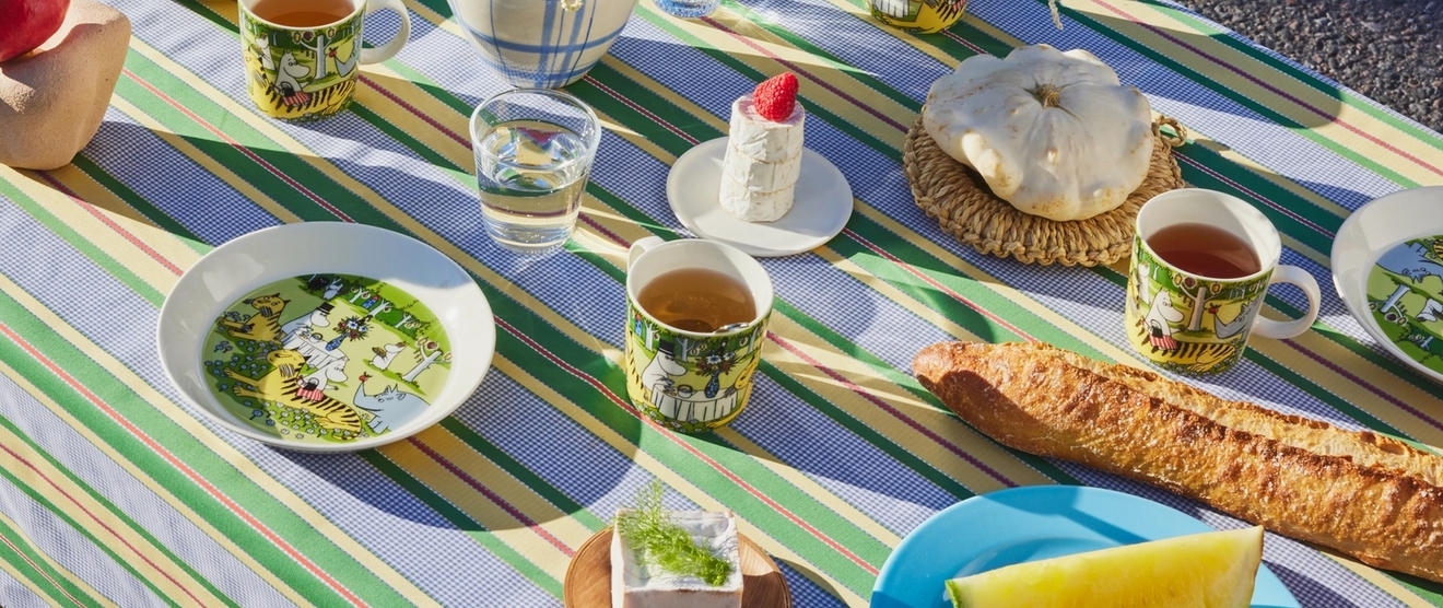 Ny Muminmugg Trädgårdsfest