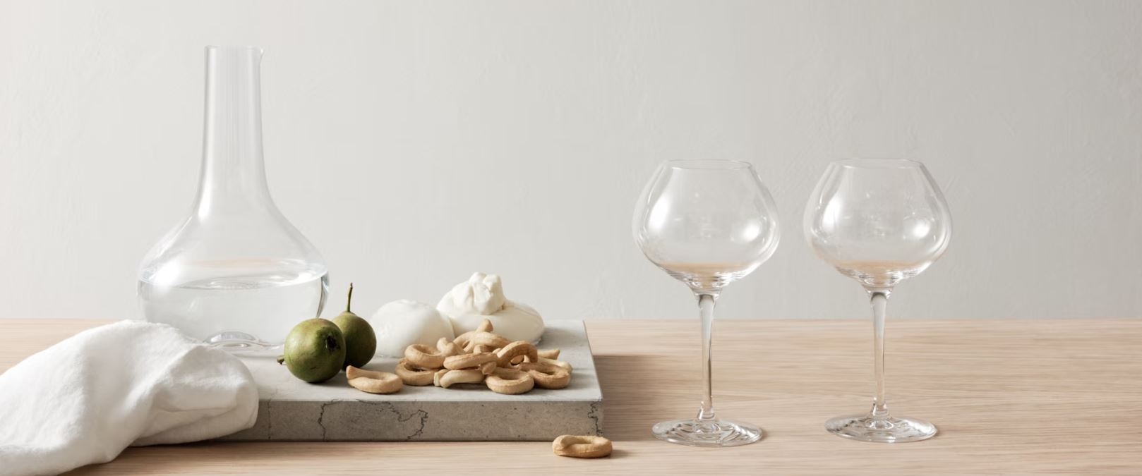 Karaff och vinglas från Orrefors serie More
